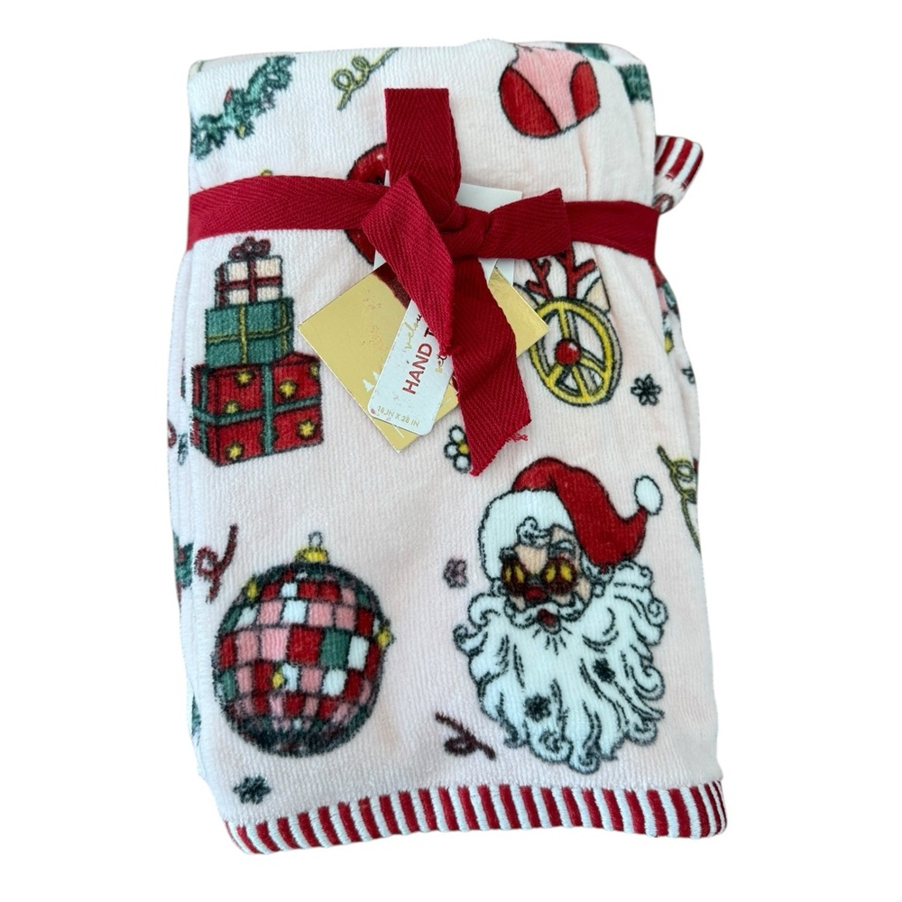 ENVOGUE Holiday / Christmas Set of Two Cotton Hand Towels - Festive Pink and Red